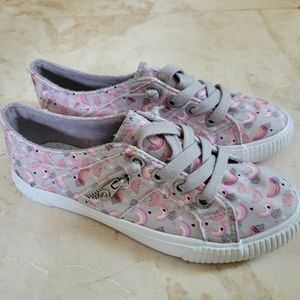 Blowfish Malibu, Size 4, Fruit rainbow grey.